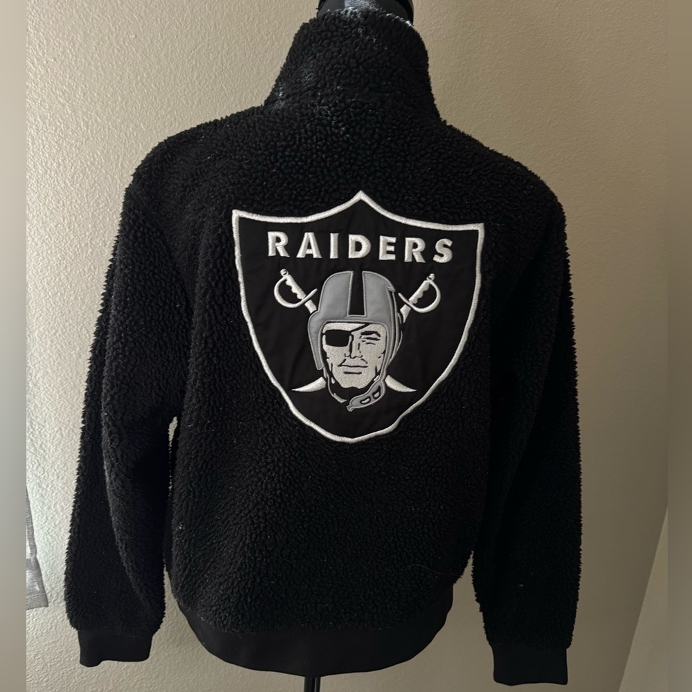 Raiders Nation NFL Black Sherpa Zip